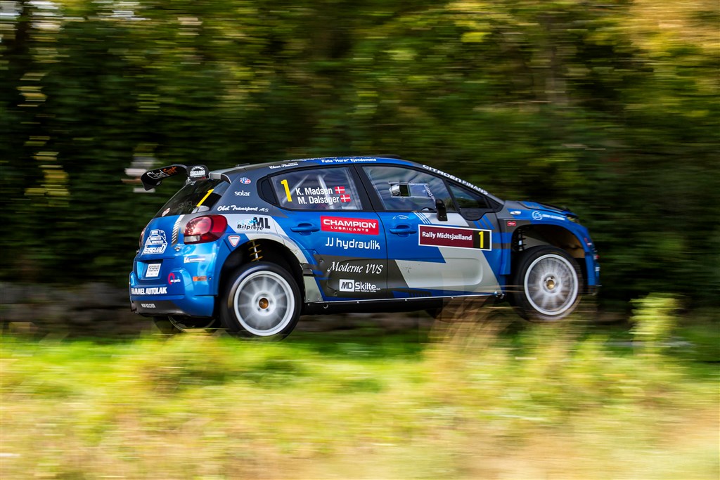Kenneth Madsen og Mads Dalsager har vundet et af sæsonens løb i Dansk Super Rally.
(Foto: Jokum Tord Larsen)